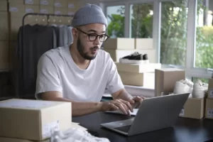 online selling e commerce shipping concept 2023 11 27 05 34 12 utc
